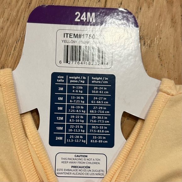 NWT Pekkle 4 Piece Bundle Set - Overalls Dress, Shorts and 2 Shirts - Girl’s 24M - Picture 5 of 5